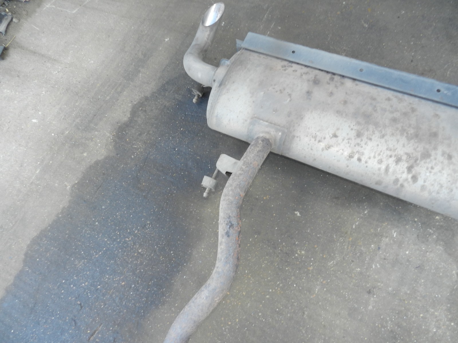 180. 2018 RENAULT KOLEOS MK2. EXHAUST REAR BACK BOX SECTION SILENCER - Image 4