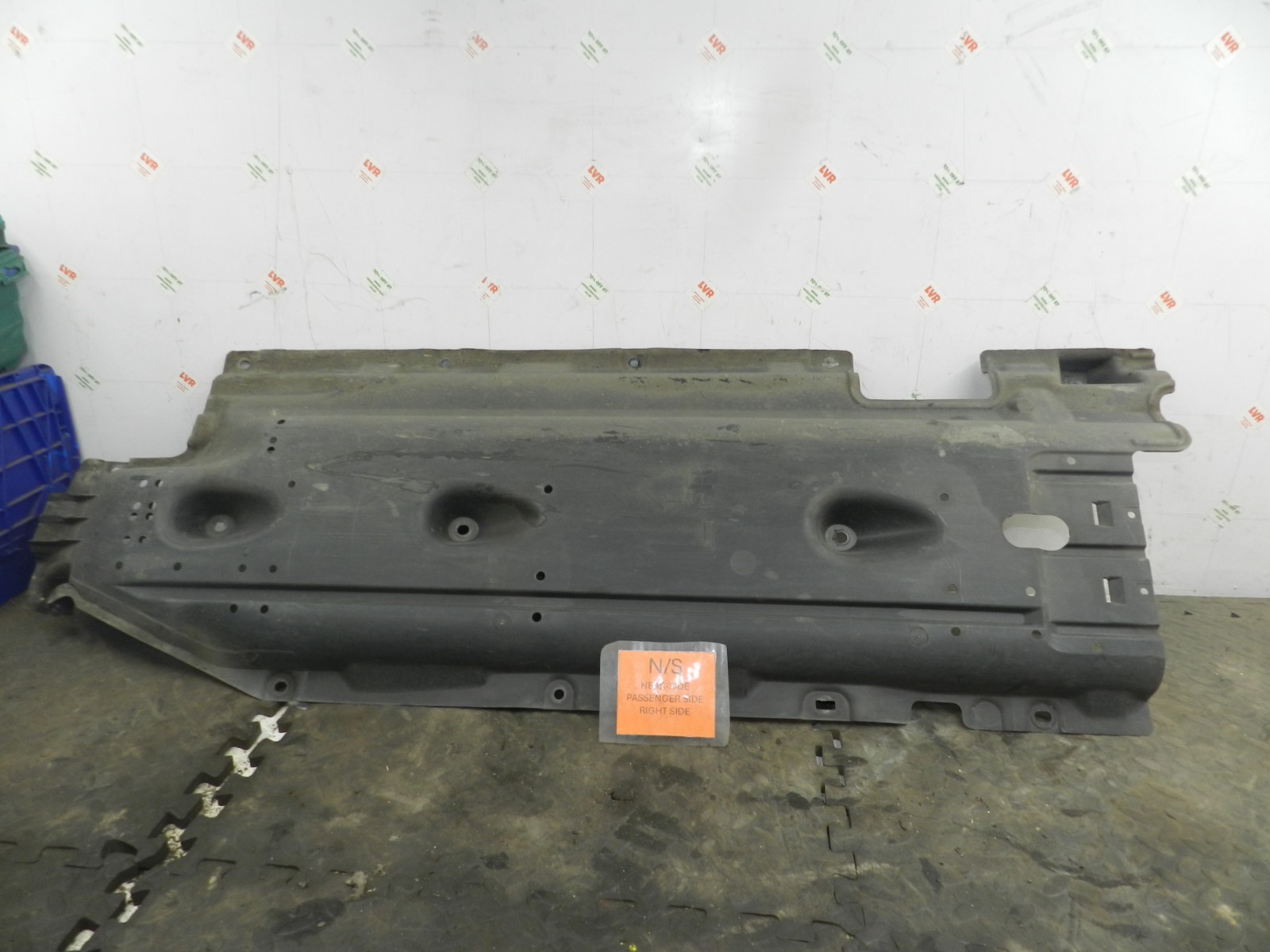 180. 2018 RENAULT KOLEOS MK2. PASSENGER SIDE UNDER CAR TRAY