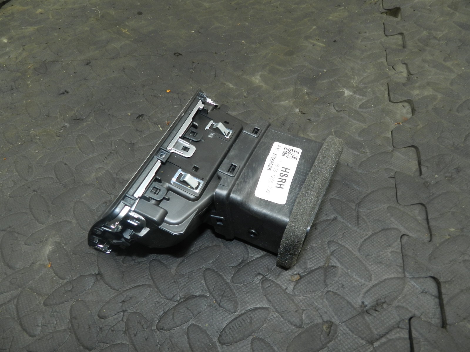 180. 2018 RENAULT KOLEOS MK2. AIR VENT BLOWER - Image 2
