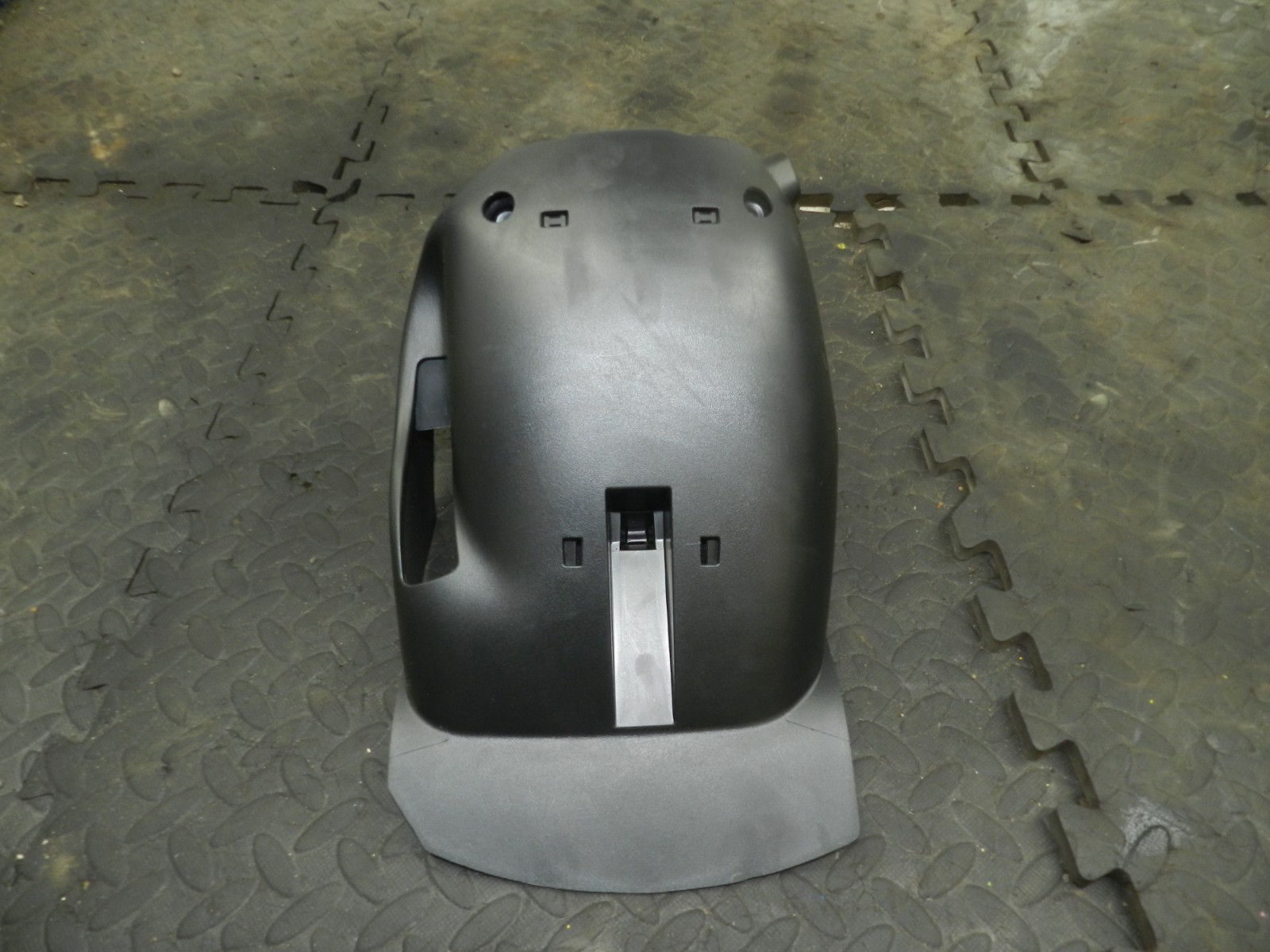 180. 2018 RENAULT KOLEOS MK2. STEERING COWLING LOWER TRIM
