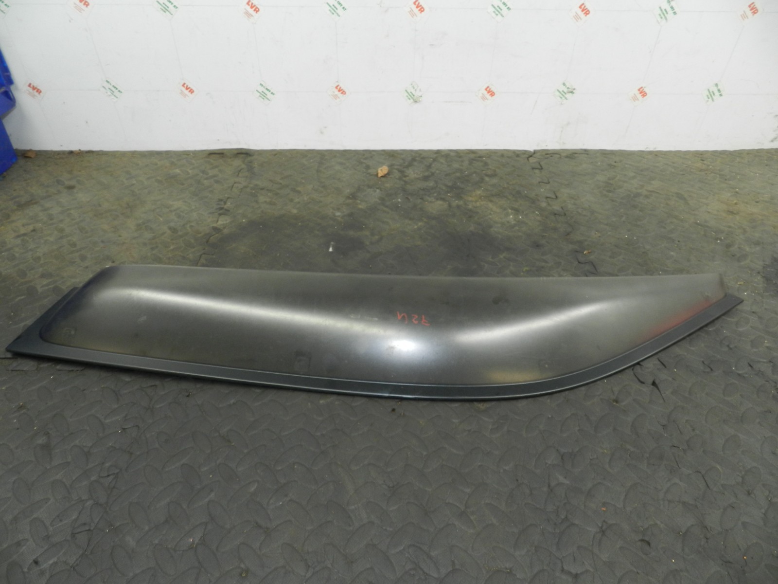 162. 1996 HONDA SMX. PASSENGER SIDE FRONT WIND DEFLECTOR - Image 3
