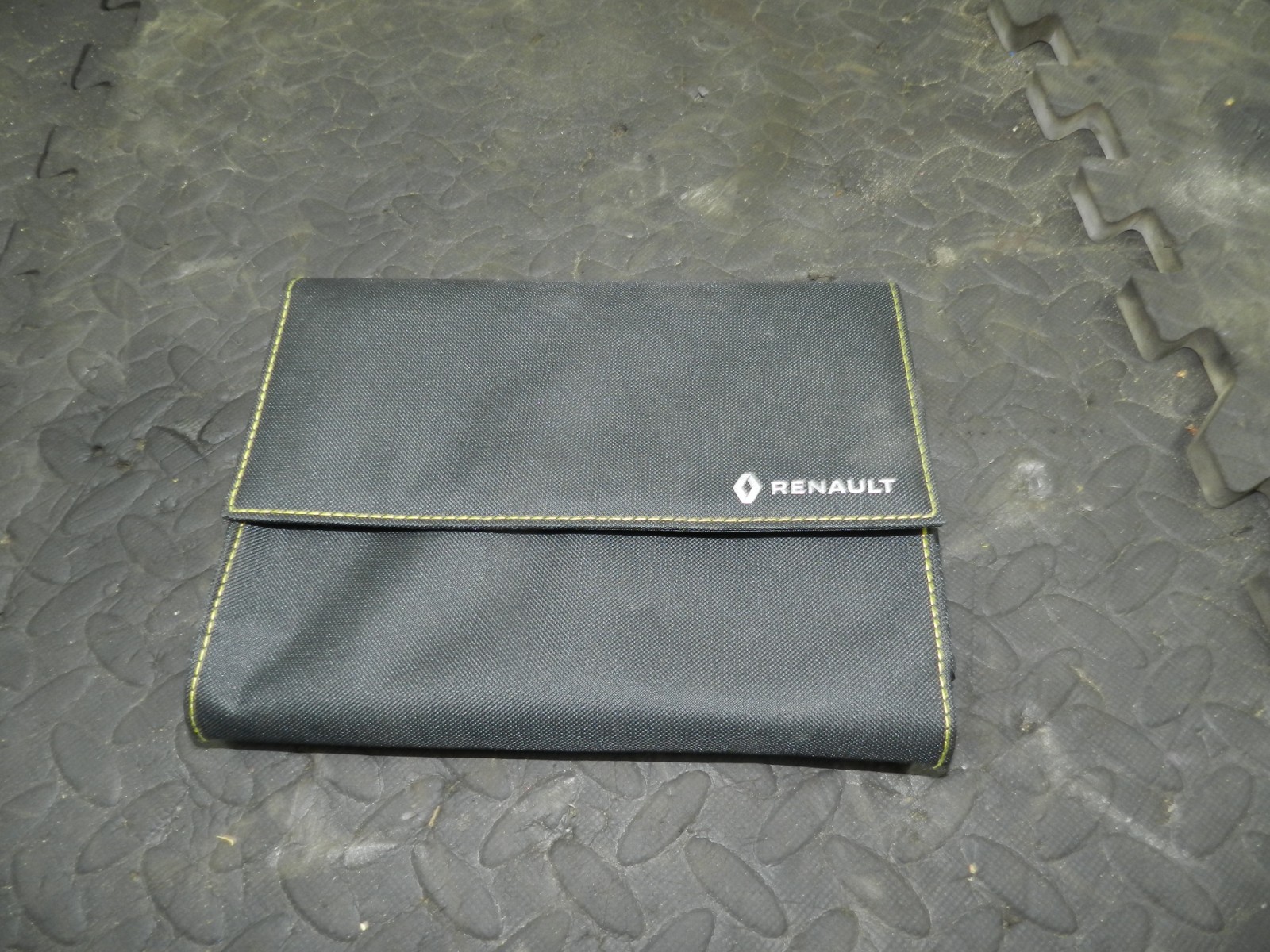 180. 2018 RENAULT KOLEOS MK2. HAND BOOKS OWNERS MANUAL