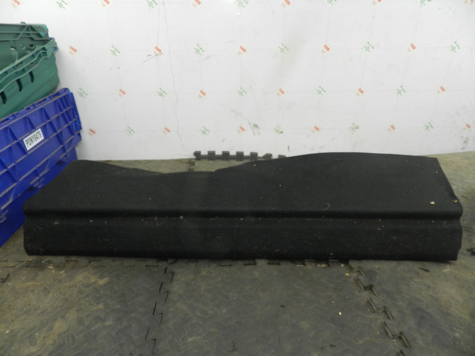 180. 2018 RENAULT KOLEOS MK2. BOOT CARPET TRIM