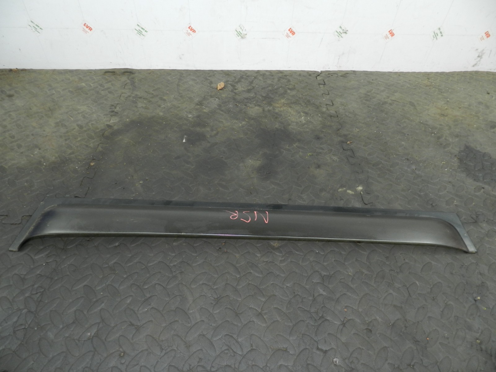 162. 1996 HONDA SMX. PASSENGER SIDE FRONT WIND DEFLECTOR - Image 2