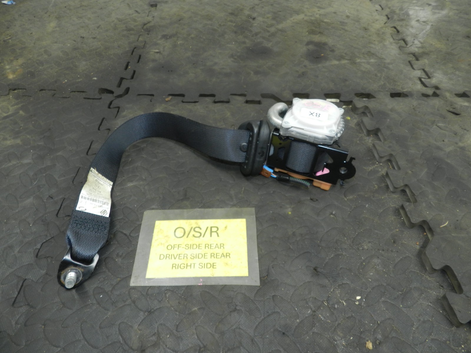 180. 2018 RENAULT KOLEOS MK2. DRIVER SIDE REAR SEAT BELT