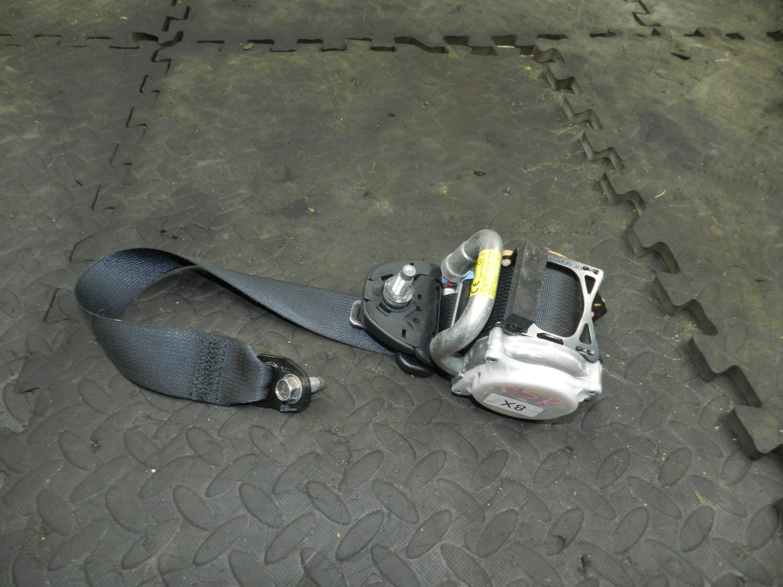 180. 2018 RENAULT KOLEOS MK2. DRIVER SIDE REAR SEAT BELT - Image 2