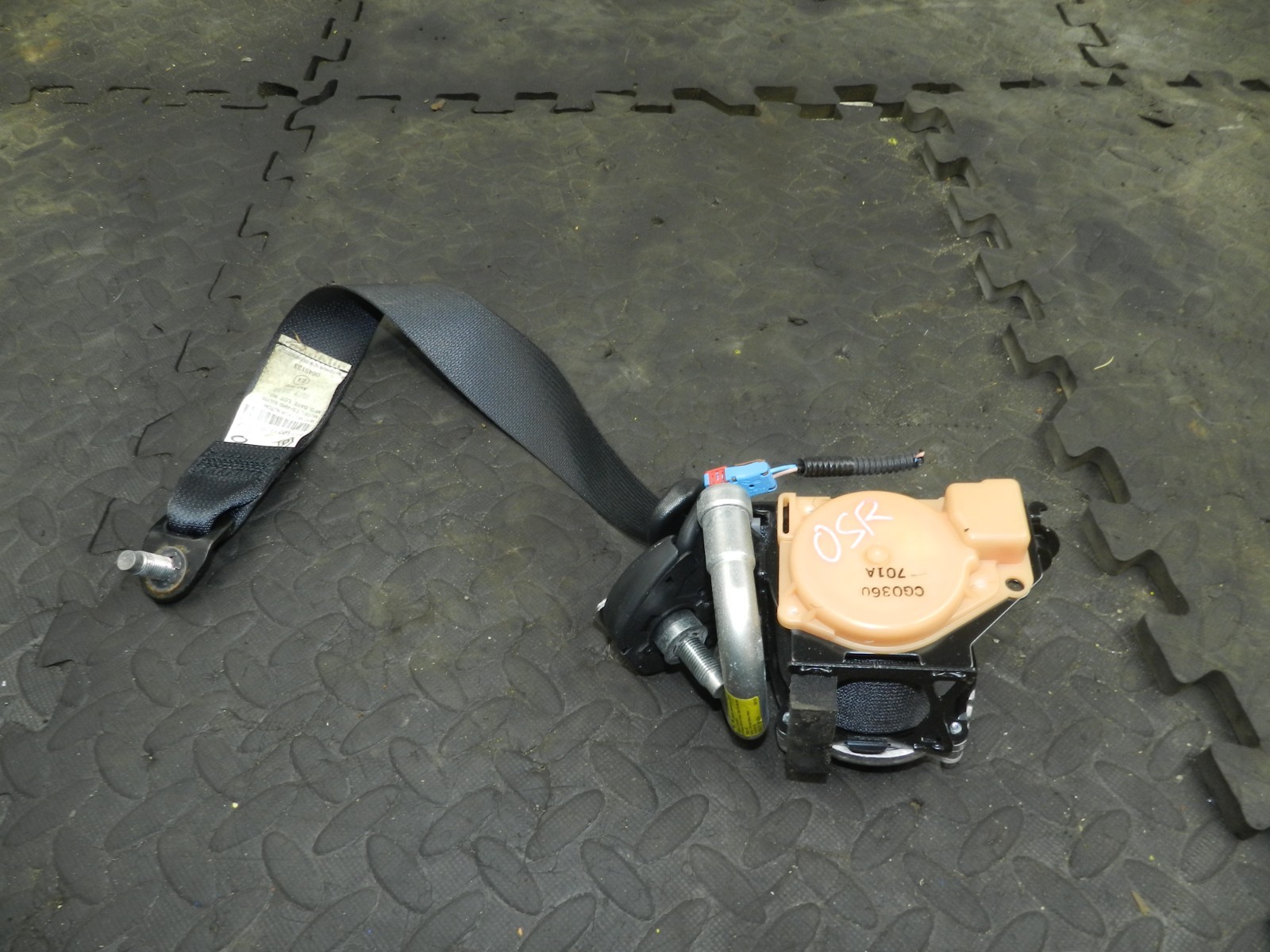 180. 2018 RENAULT KOLEOS MK2. DRIVER SIDE REAR SEAT BELT - Image 3