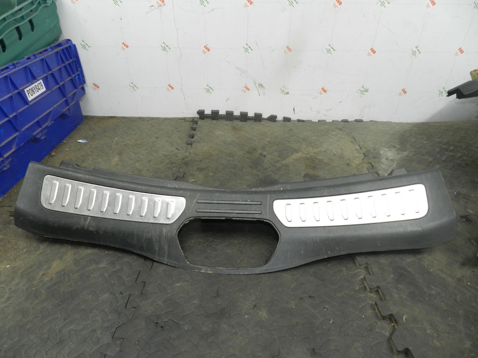 180. 2018 RENAULT KOLEOS MK2. BOOT SCUFF PANEL SILL TRIM