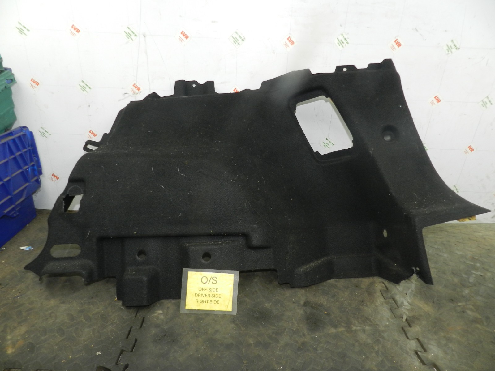 180. 2018 RENAULT KOLEOS MK2. DRIVER SIDE BOOT CARPET SIDE TRIM