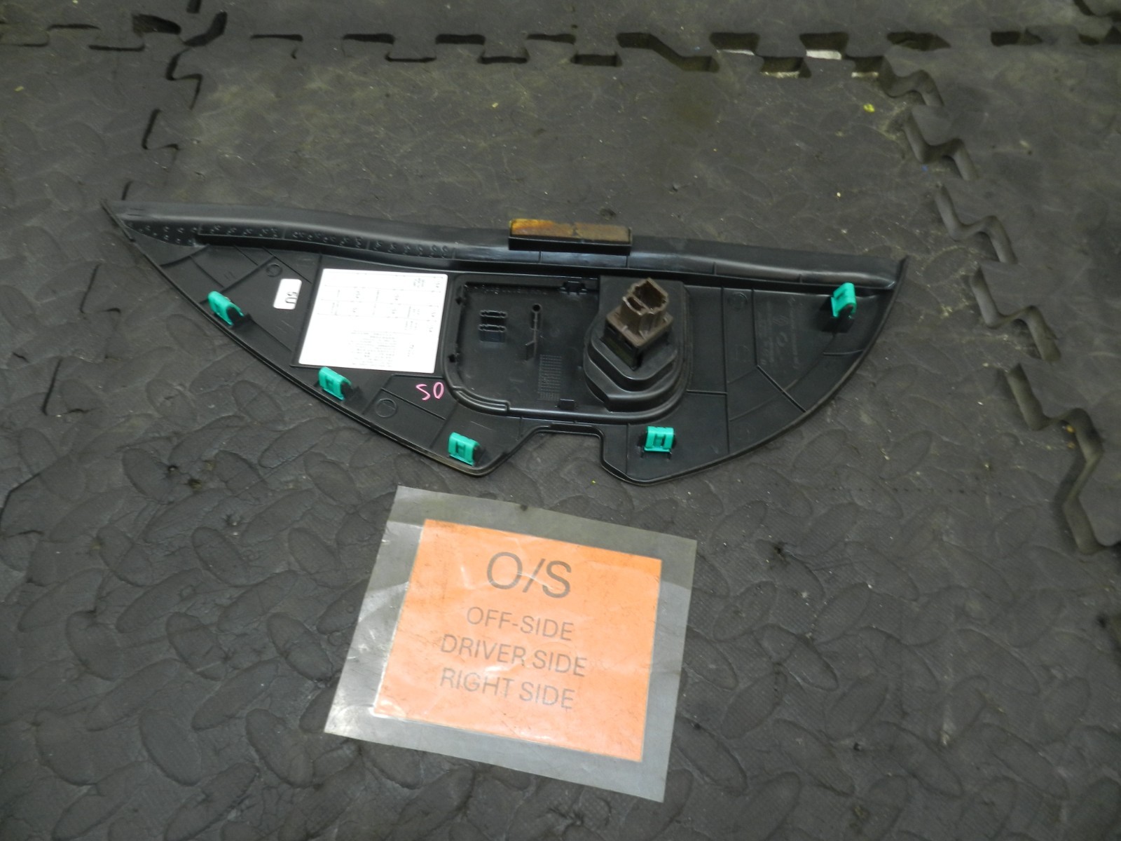 180. 2018 RENAULT KOLEOS MK2. DRIVER SIDE DASH BOARD END