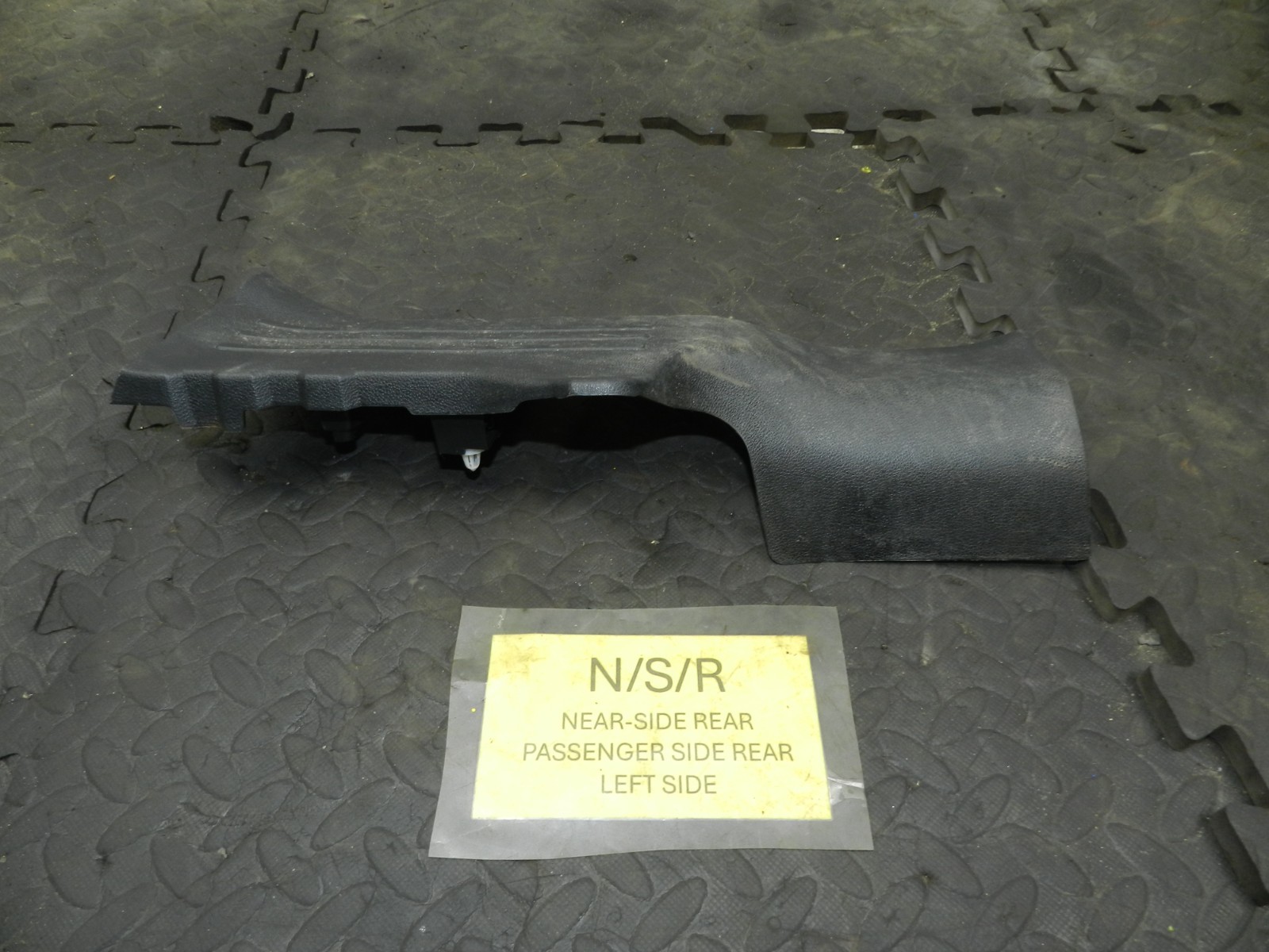 180. 2018 RENAULT KOLEOS MK2. PASSENGER SIDE REAR SILL TRIM