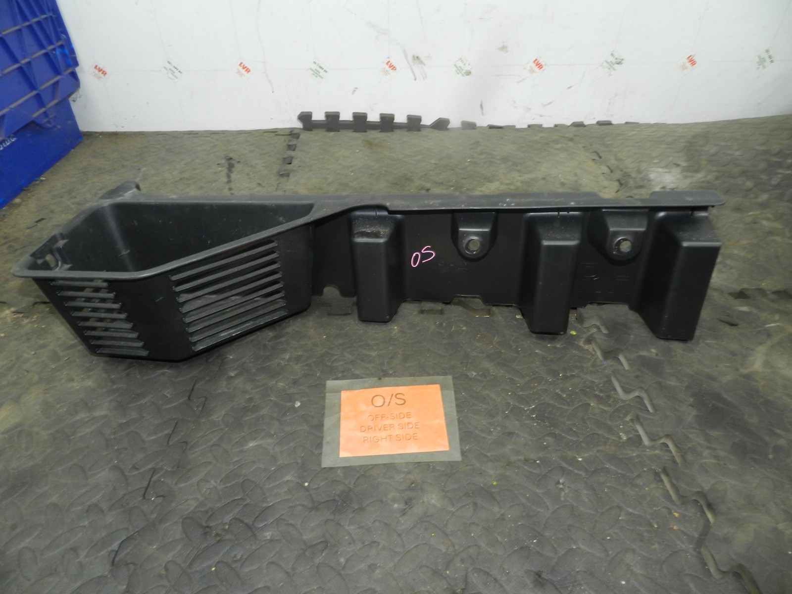 180. 2018 RENAULT KOLEOS MK2. DRIVER SIDE REAR BOOT TRIM PANEL