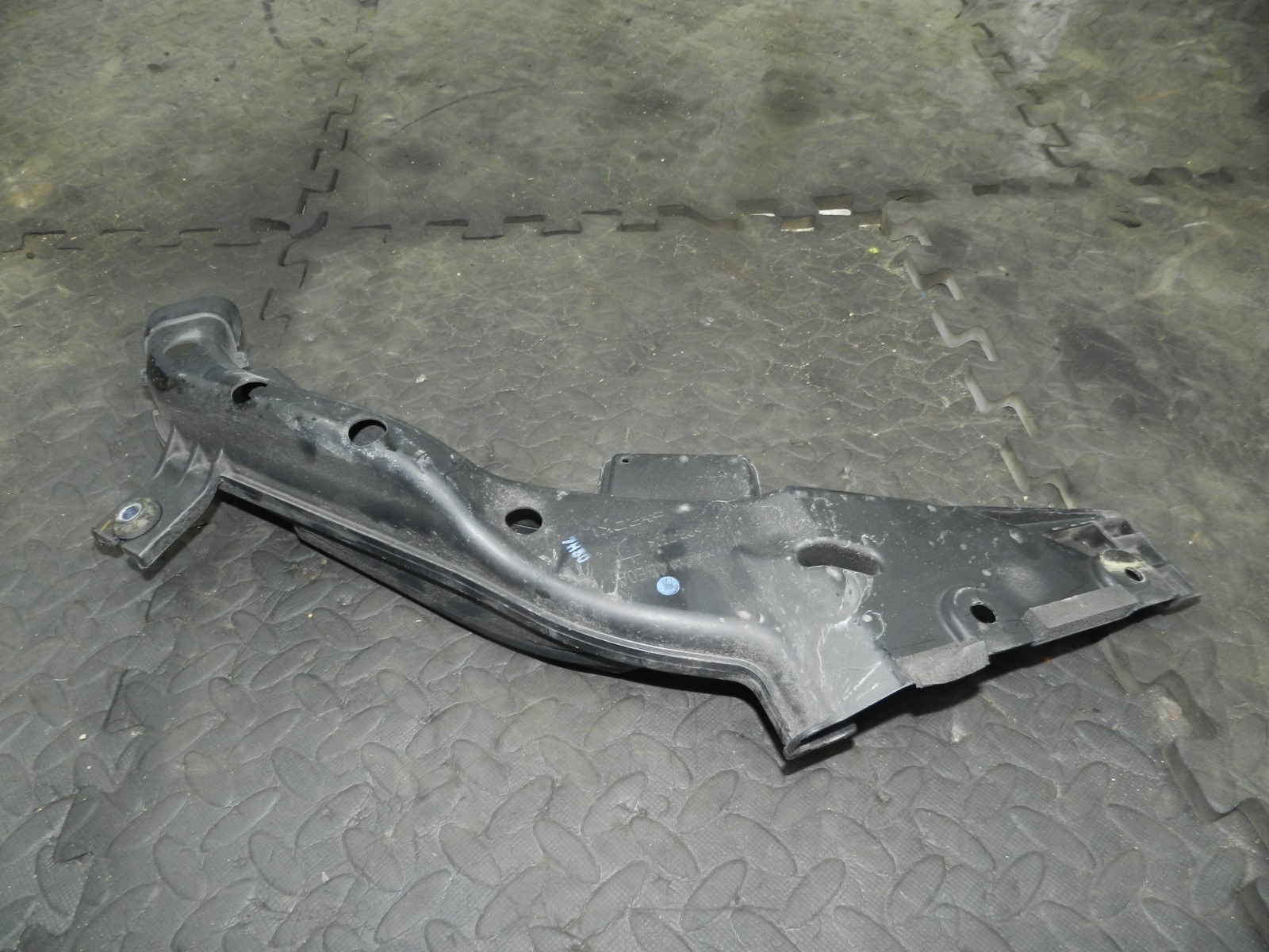 180. 2018 RENAULT KOLEOS MK2. AIR INTAKE DUCT PIPE
