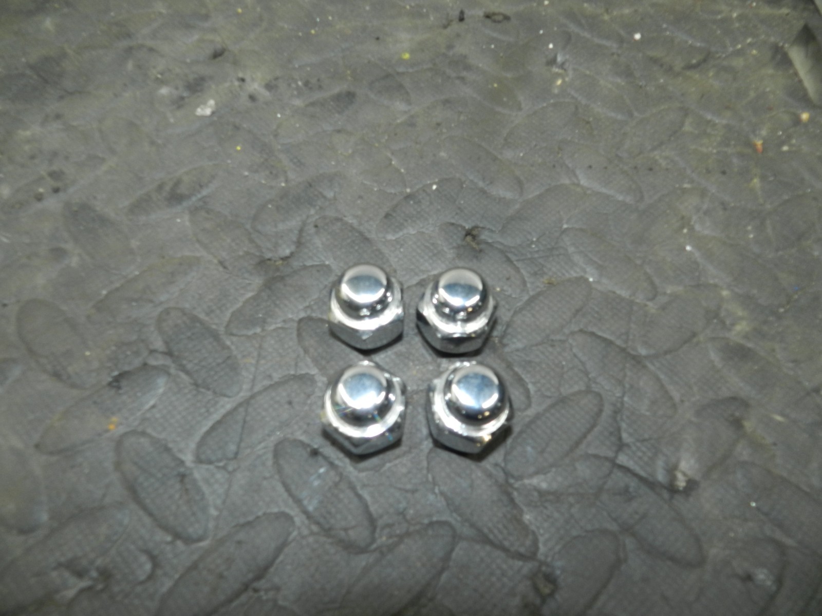 180. 2018 RENAULT KOLEOS MK2. 4x WHEEL NUTS