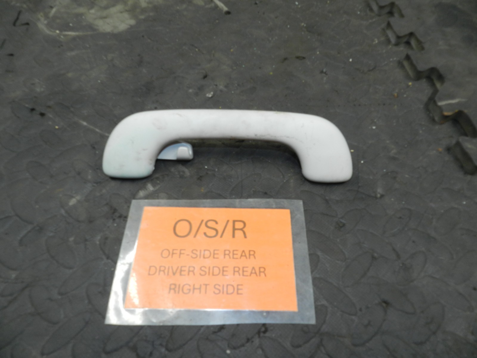 180. 2018 RENAULT KOLEOS MK2. DRIVER SIDE REAR GRAB HANDLE