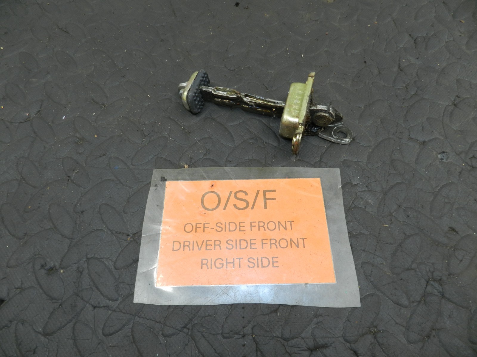 162. 1996 HONDA SMX. DRIVER SIDE FRONT DOOR STAY CHECK STRAP