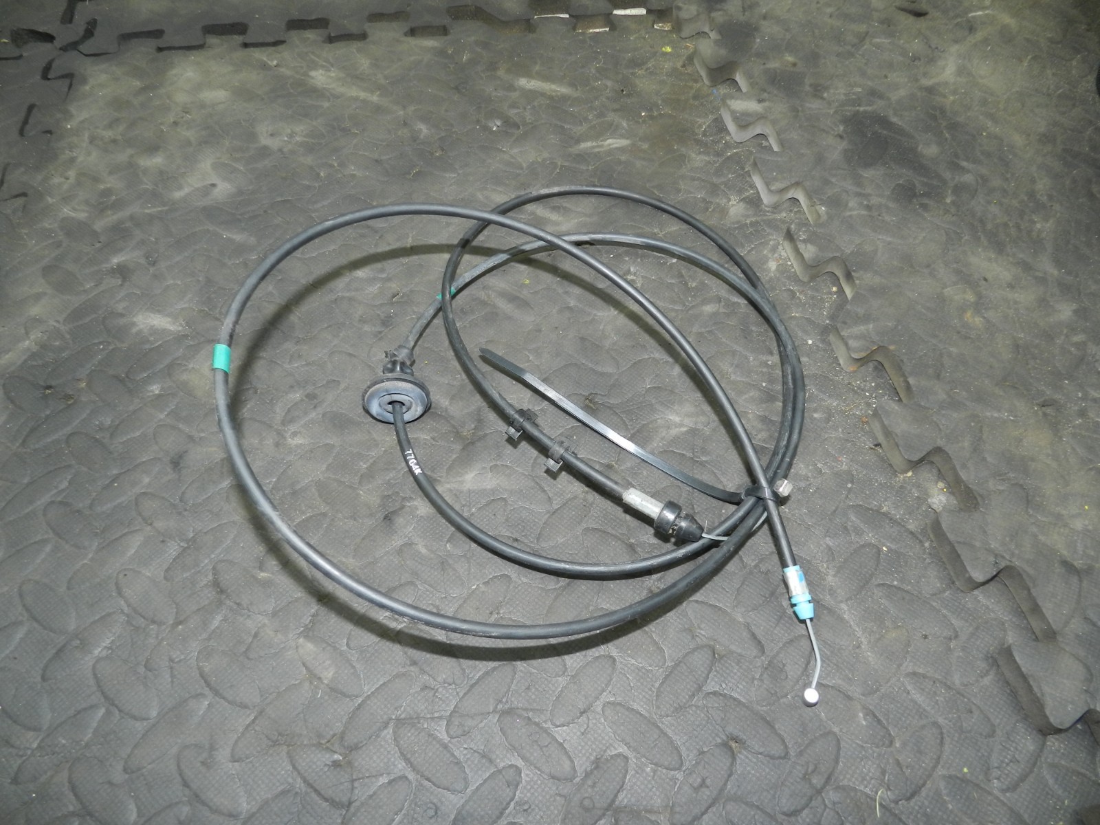 180. 2018 RENAULT KOLEOS MK2. BONNET RELEASE CABLE - Image 2