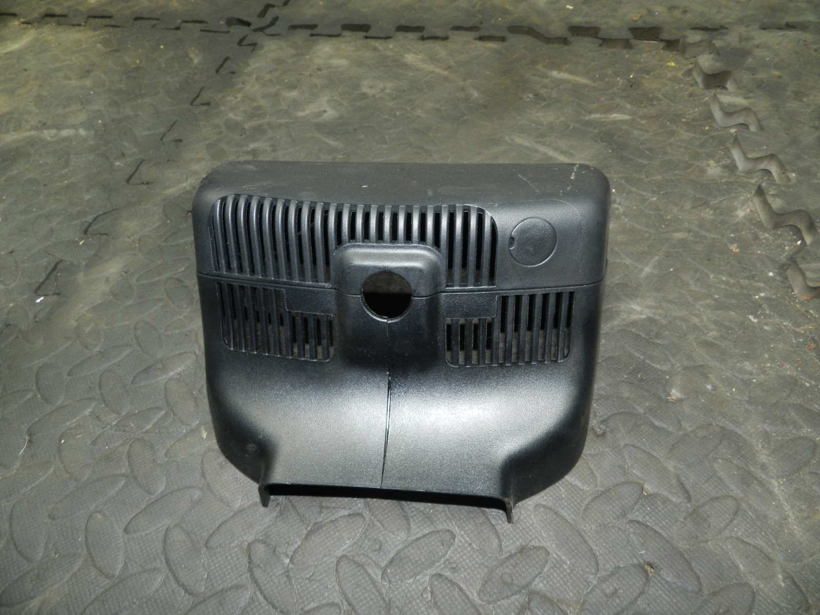 180. 2018 RENAULT KOLEOS MK2. REAR VIEW MIRROR SURROUND TRIM