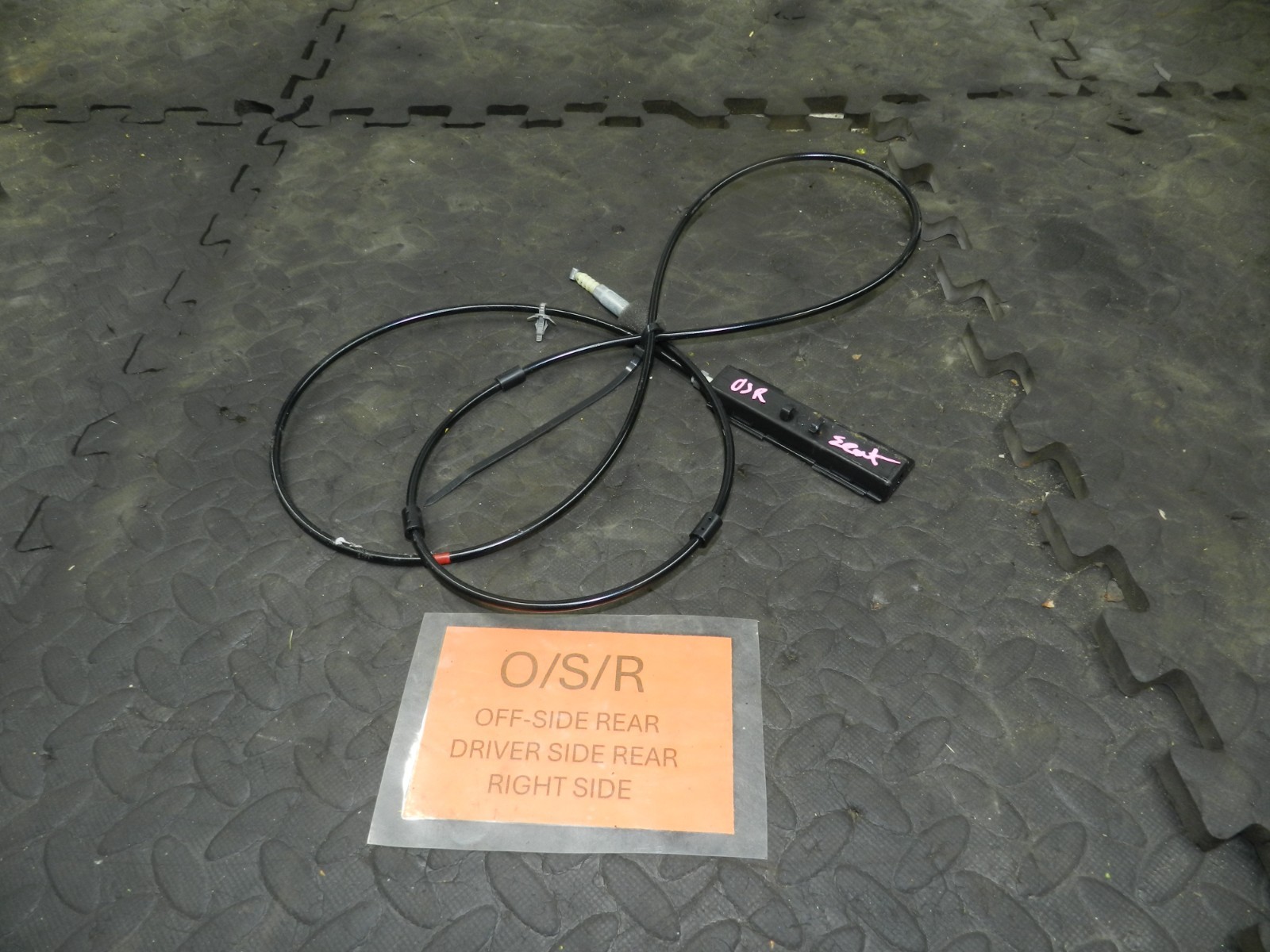 180. 2018 RENAULT KOLEOS MK2. DRIVER SIDE REAR SEAT RELEASE CABLE