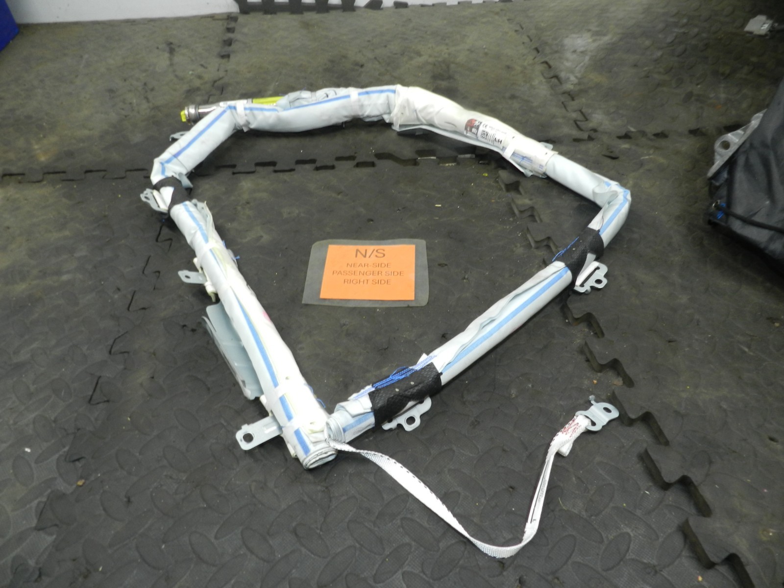 180. 2018 RENAULT KOLEOS MK2. DRIVER SIDE AIRBAG CURTAIN