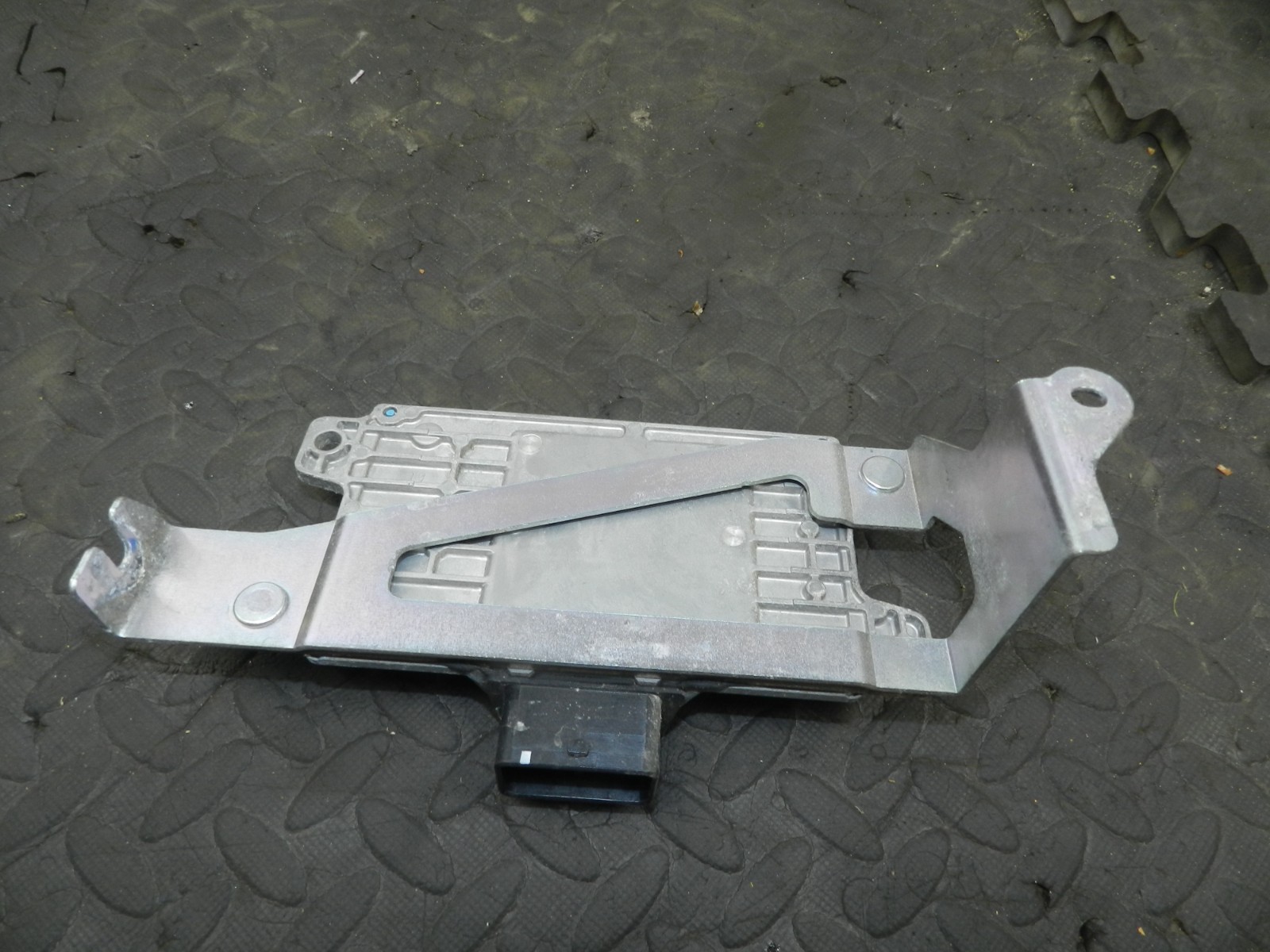 180. 2018 RENAULT KOLEOS MK2. 310321313R AUTOMATIC GEAR BOX CONTROL MODULE - Image 3