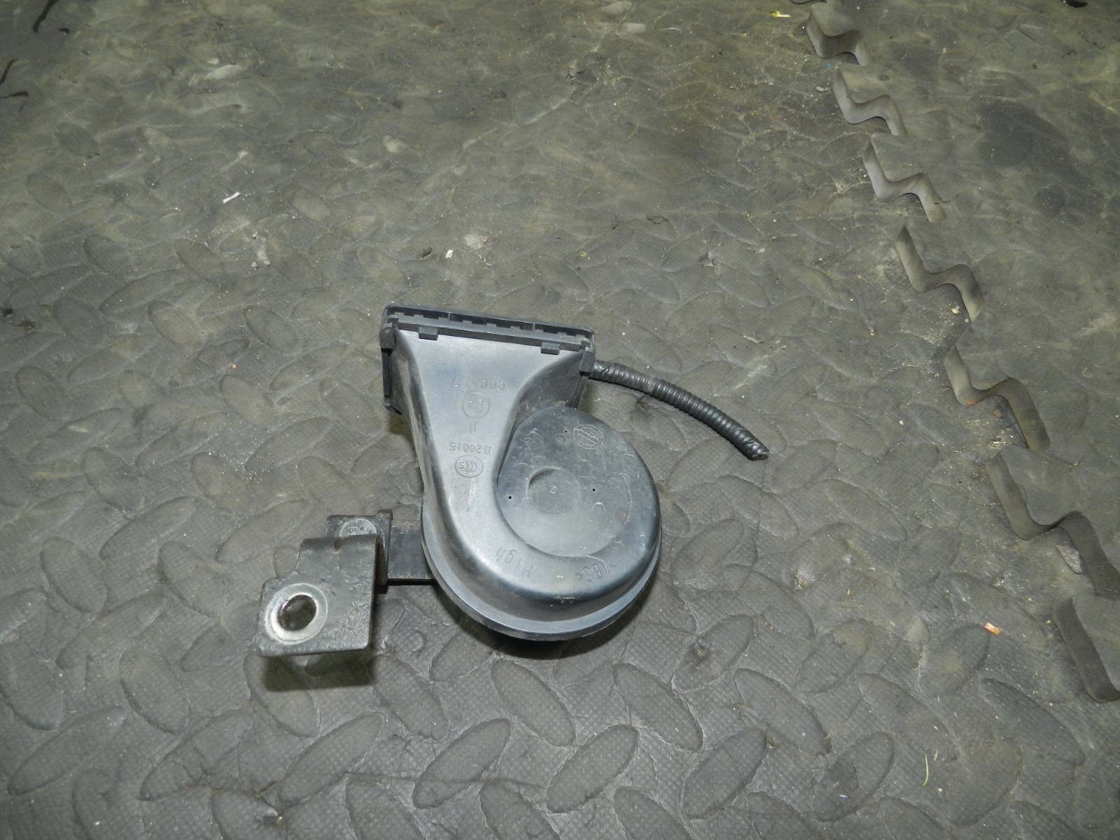 180. 2018 RENAULT KOLEOS MK2. HORN - Image 2