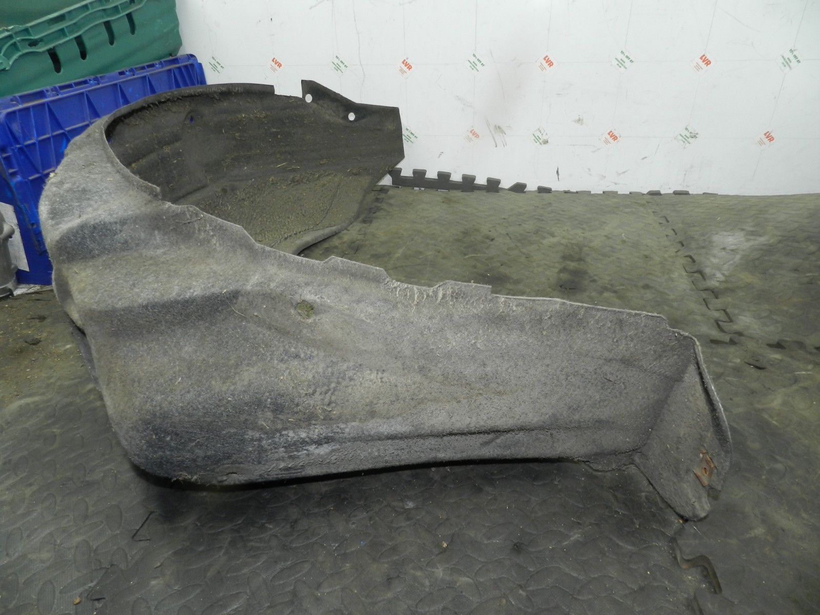 180. 2018 RENAULT KOLEOS MK2. DRIVER SIDE REAR WHEEL ARCH LINER - Image 2