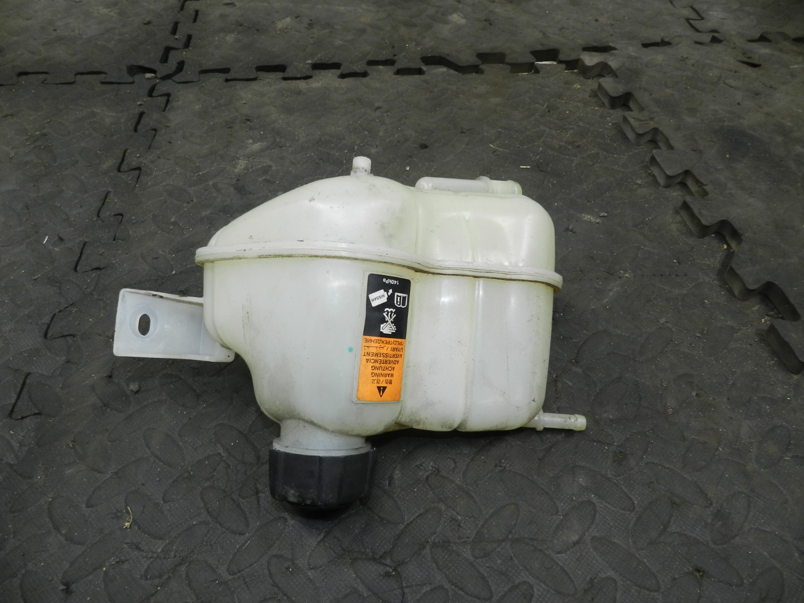 180. 2018 RENAULT KOLEOS MK2. COOLANT BOTTLE TANK RESERVOIR EXPANSION - Image 3