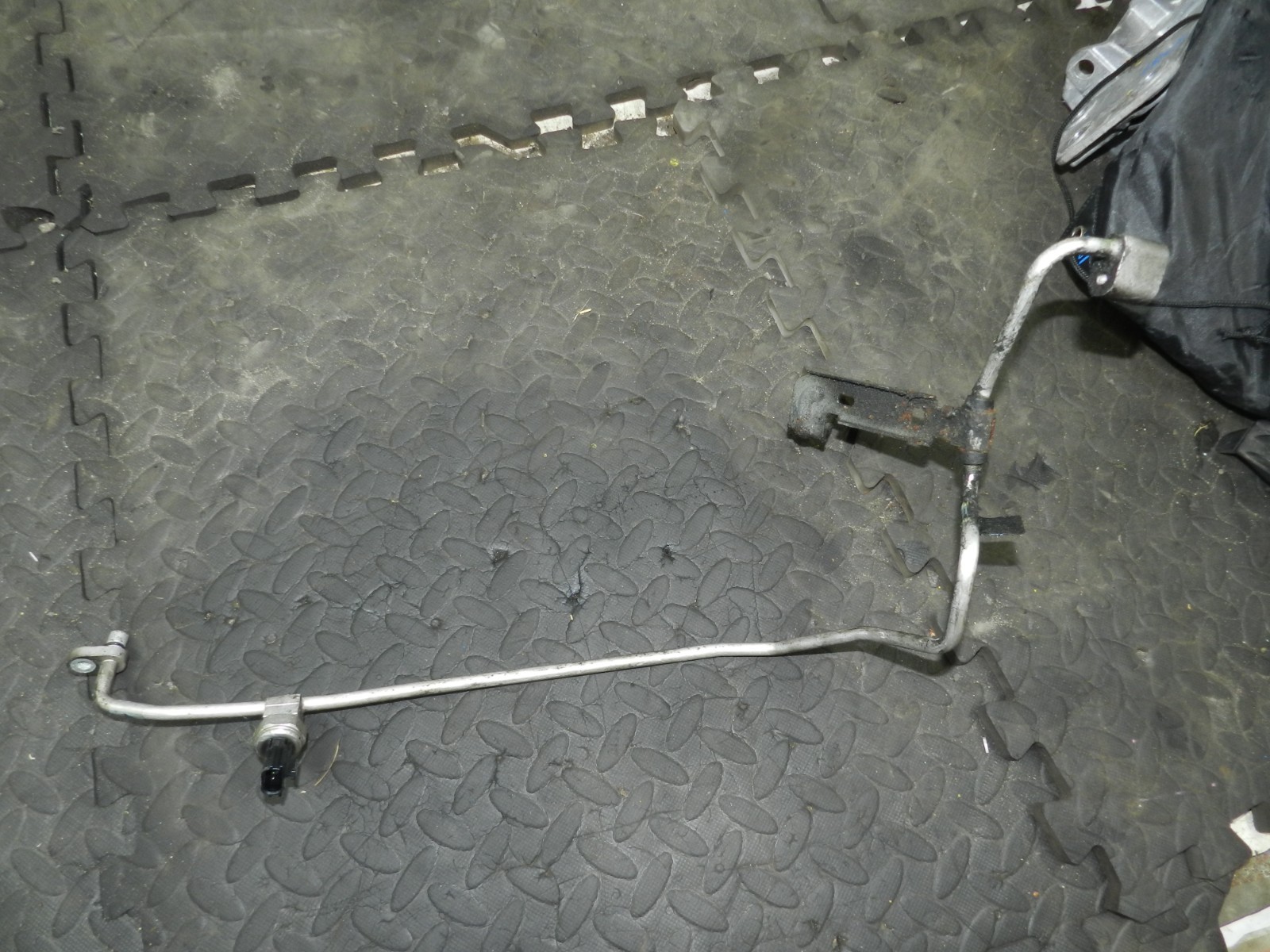 180. 2018 RENAULT KOLEOS MK2. AIR CON PIPE - Image 2