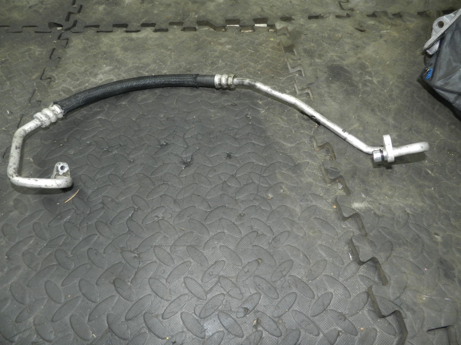 180. 2018 RENAULT KOLEOS MK2. AIR CON PIPE