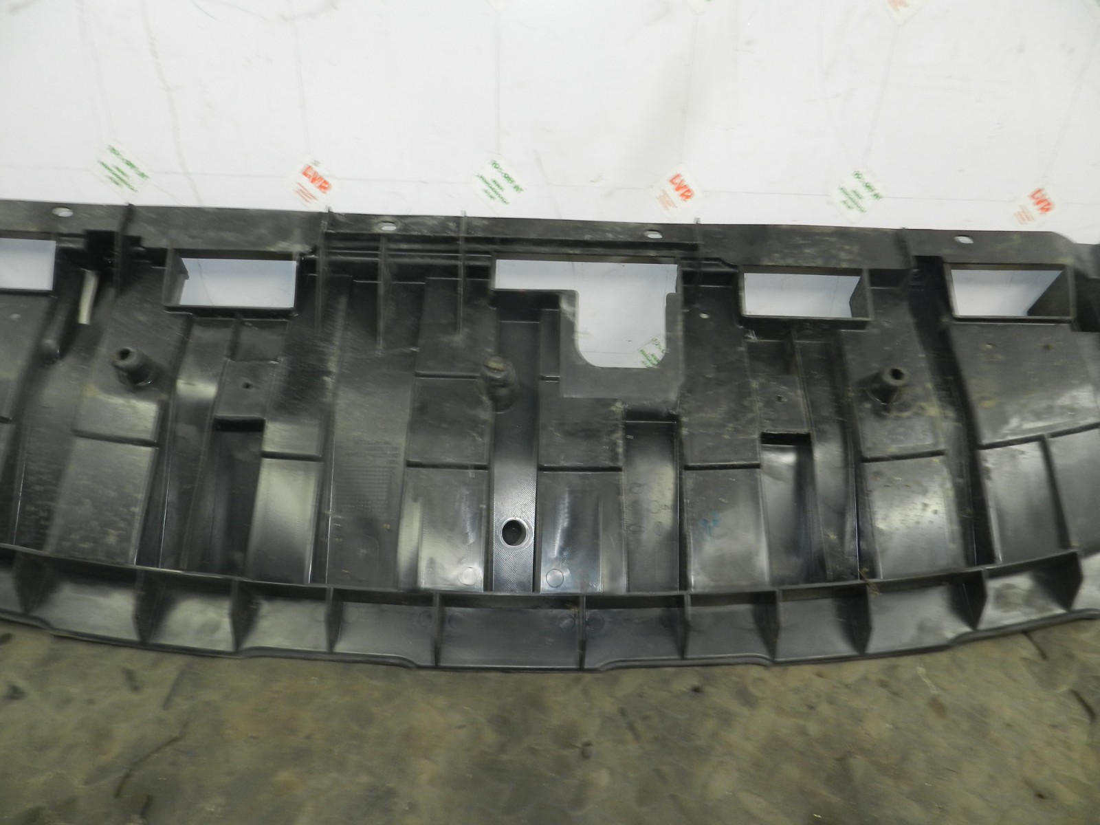 180. 2018 RENAULT KOLEOS MK2. FRONT BUMPER UNDER CAR PANEL - Image 7