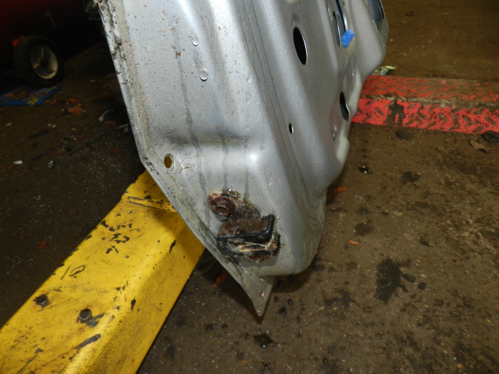 162. 1996 HONDA SMX. BOOT LID TAIL GATE DOOR SHELL - Image 5