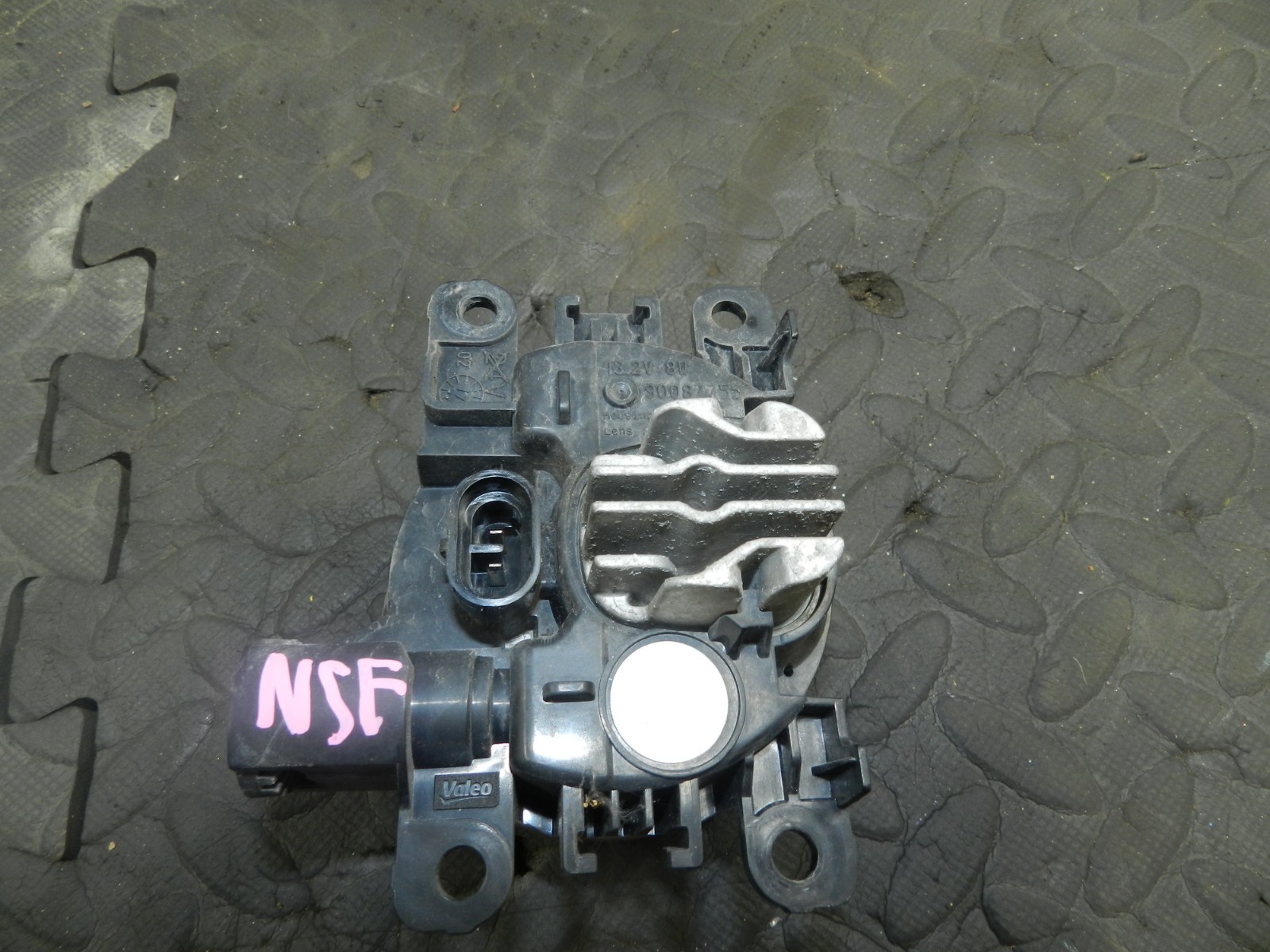 180. 2018 RENAULT KOLEOS MK2. PASSENGER SIDE FRONT FOG LIGHT - Image 4