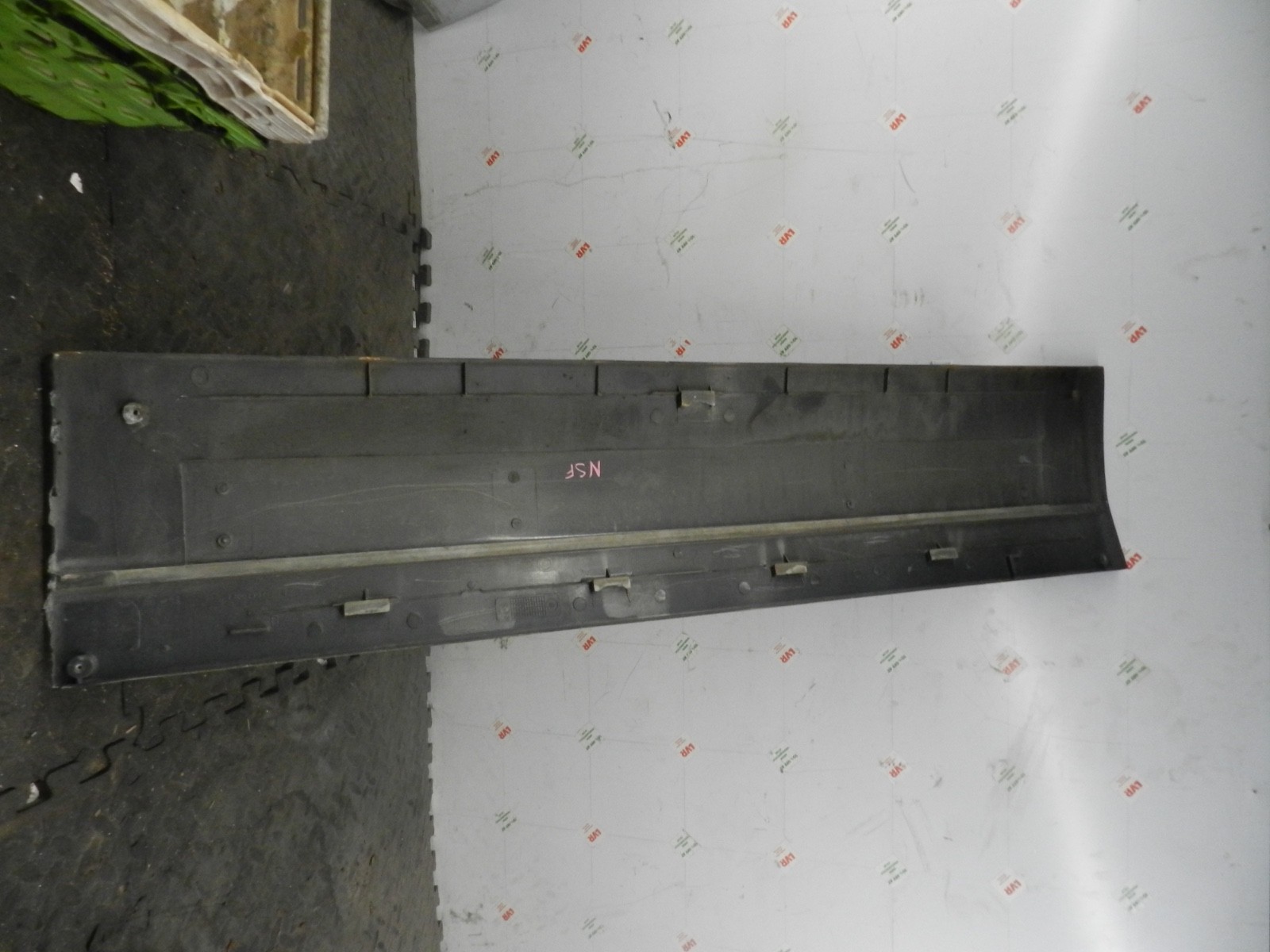 181. RENAULT 5 R5 NOT RS TURBO. PASSENGER SIDE FRONT DOOR EXTERNAL TRIM PANEL - Image 3
