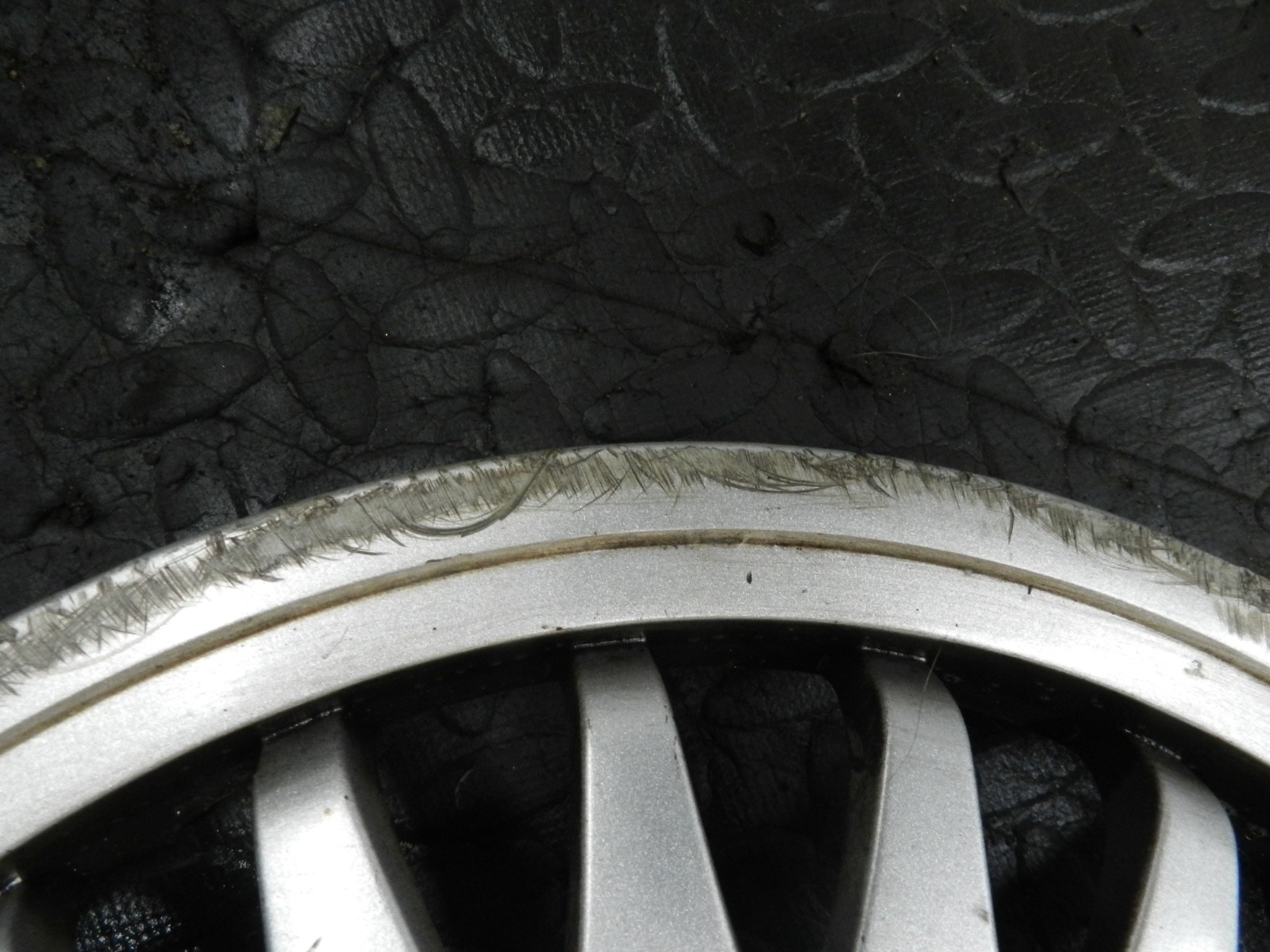 181. RENAULT 5 R5 NOT RS TURBO. SOLEIL WHEEL HUB CAP COVER 7700791347 SCUFFED - Image 6