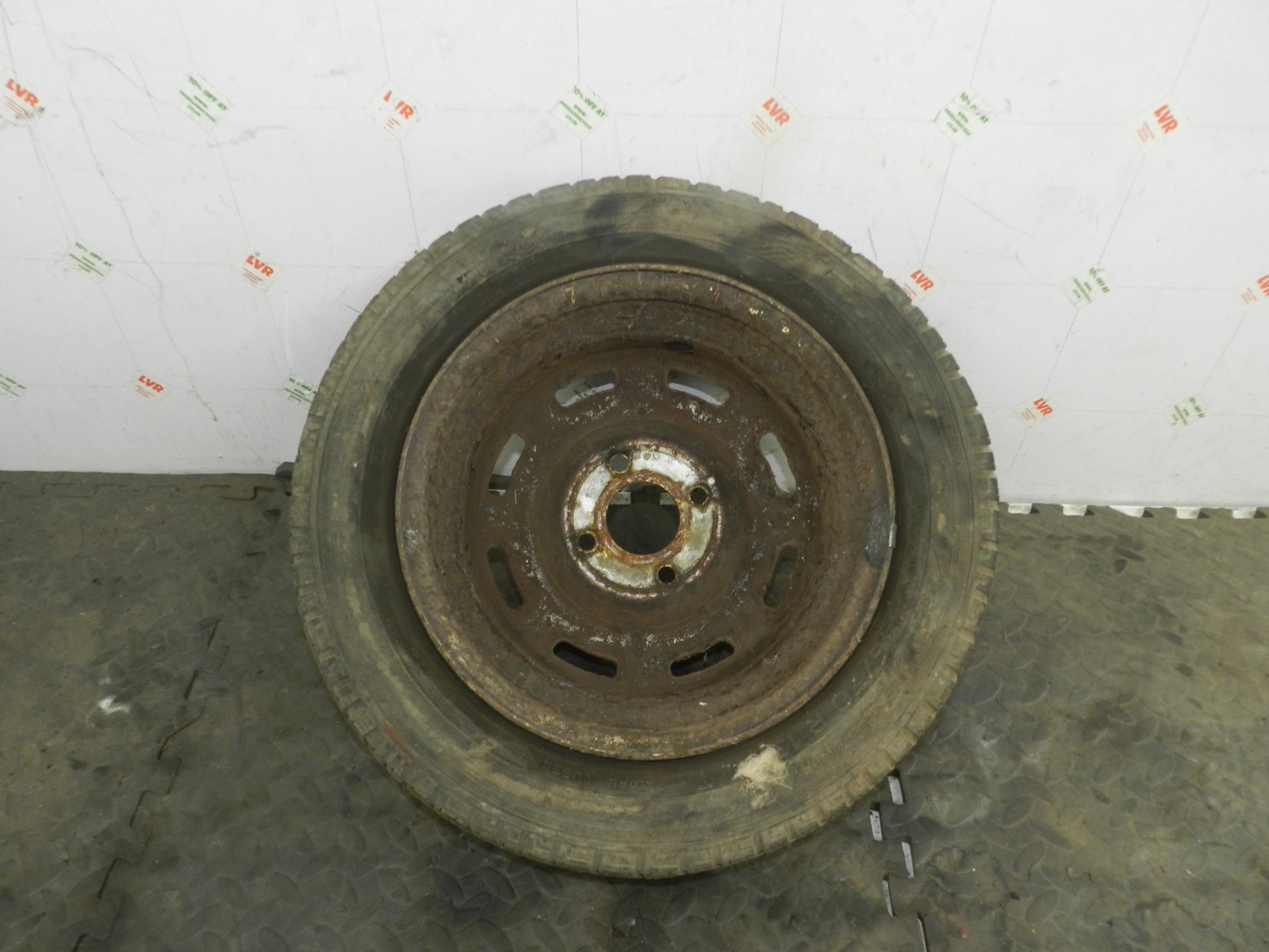181. RENAULT 5 R5 NOT RS TURBO. STEEL WHEEL WITH TYRE - Image 3