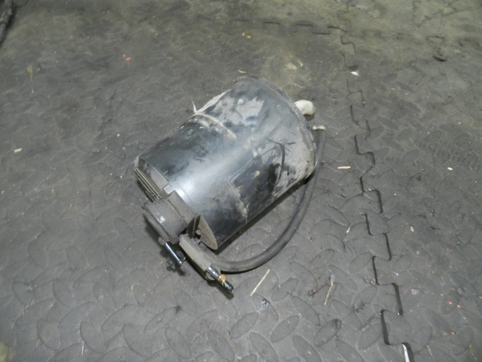 181. RENAULT 5 R5 NOT RS TURBO. CHARCOAL CANISTER