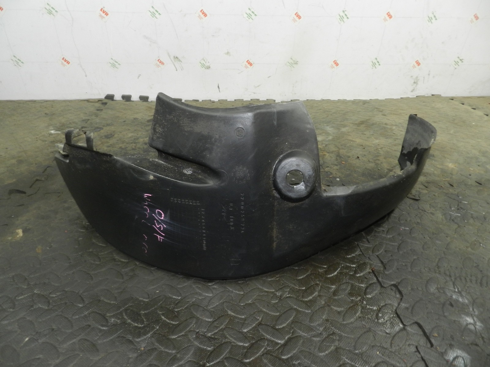 181. RENAULT 5 R5 NOT RS TURBO. DRIVER SIDE FRONT WHEEL ARCH LINER - Image 2