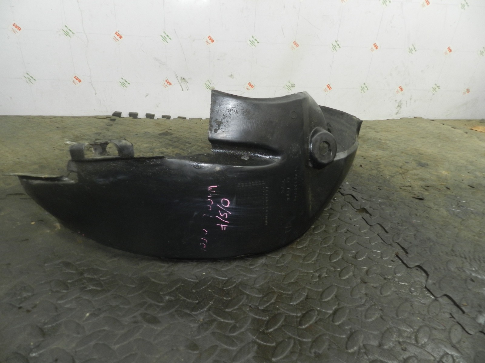 181. RENAULT 5 R5 NOT RS TURBO. DRIVER SIDE FRONT WHEEL ARCH LINER - Image 3