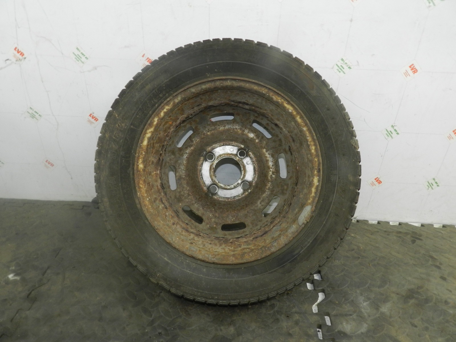 181. RENAULT 5 R5 NOT RS TURBO. STEEL WHEEL WITH TYRE - Image 3