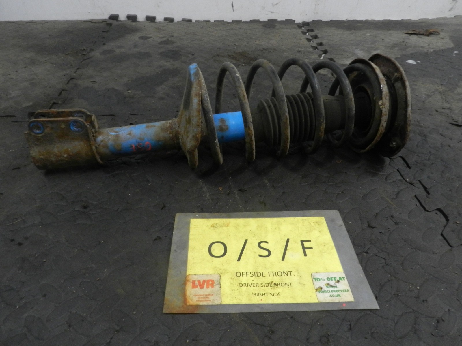 181. RENAULT 5 R5 NOT RS TURBO. DRIVER SIDE FRONT SUSPENSION UNIT