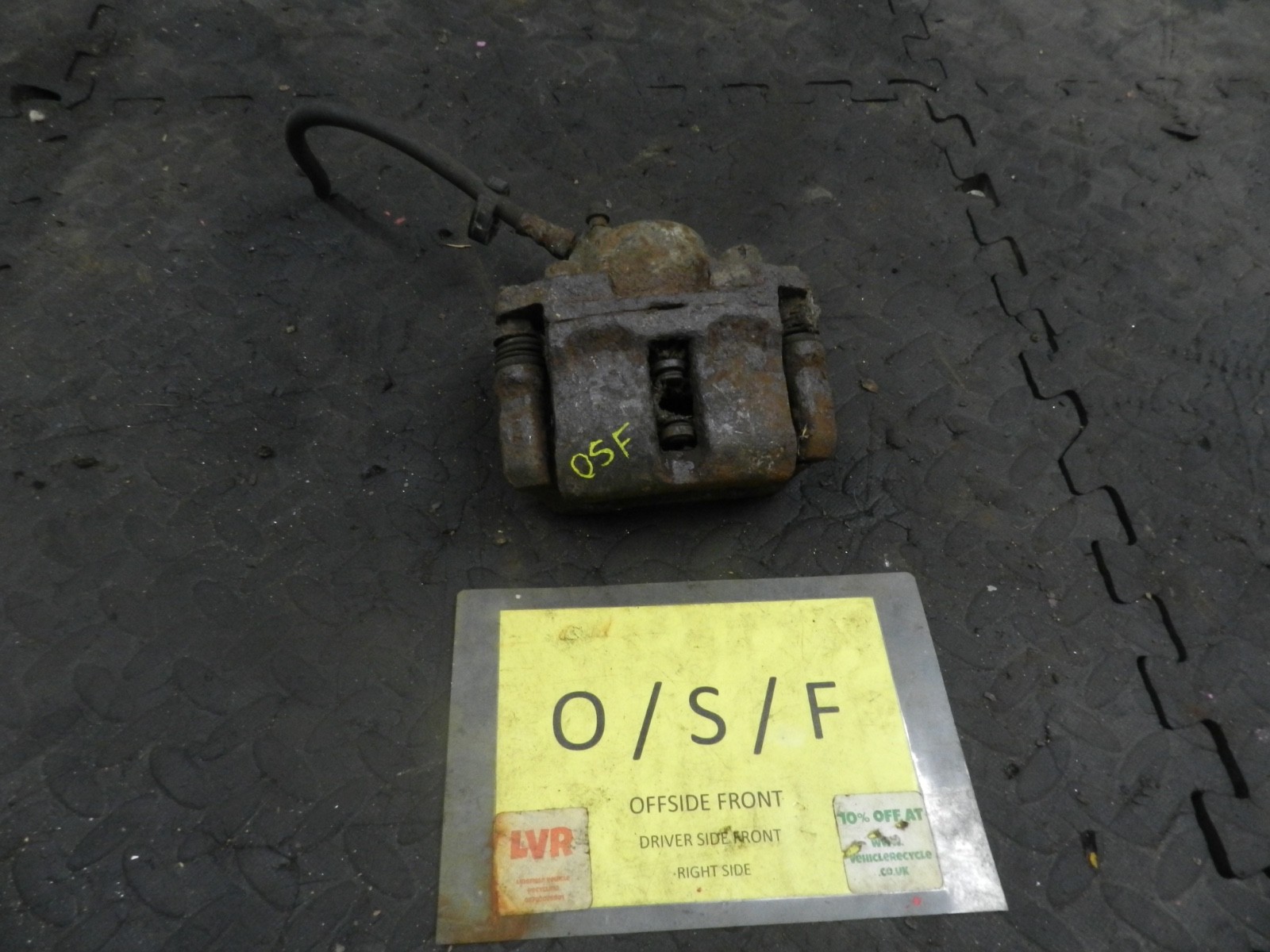 181. RENAULT 5 R5 NOT RS TURBO. DRIVER SIDE FRONT BRAKE CALIPER + CARRIER