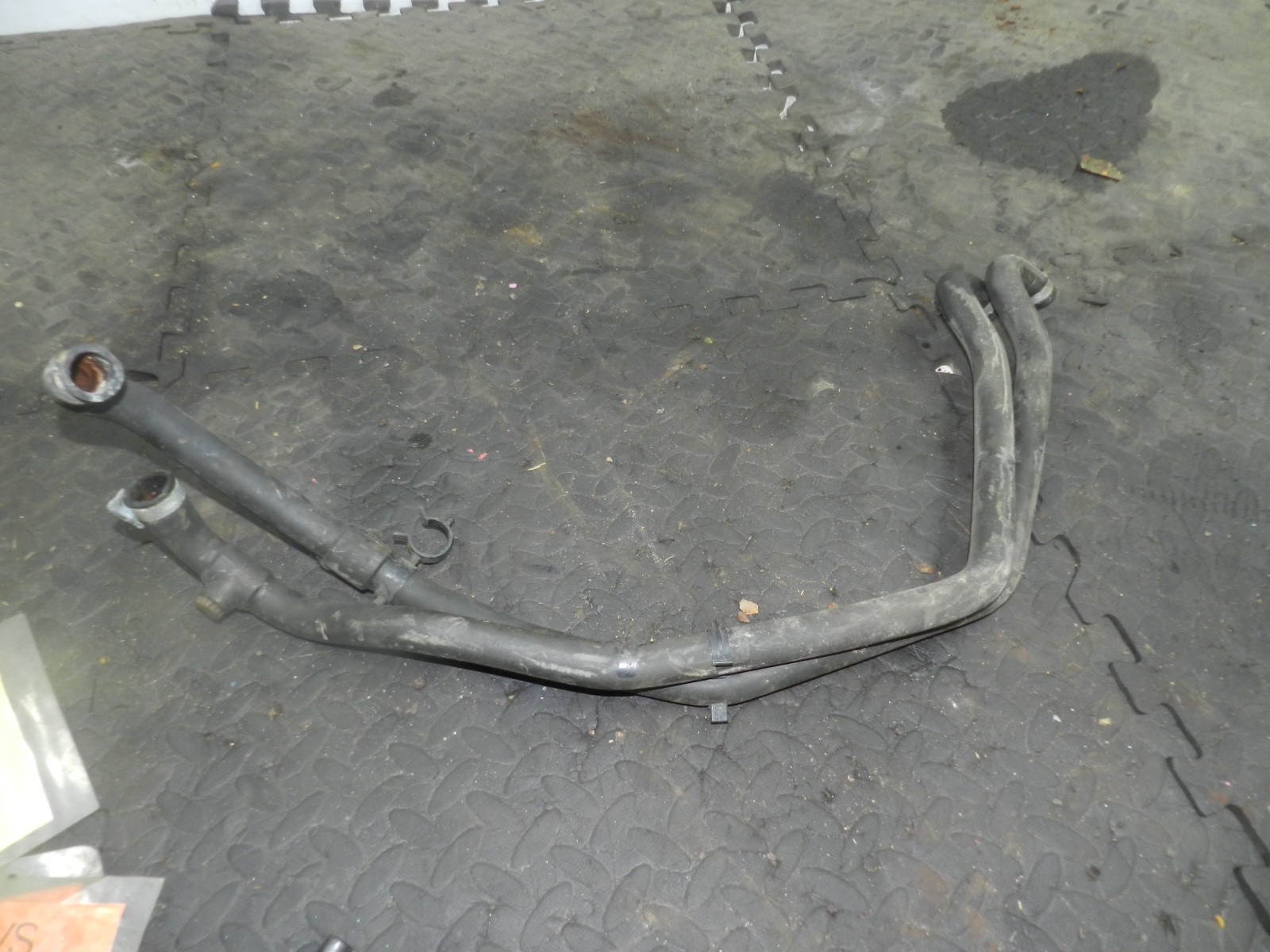 181. RENAULT 5 R5 NOT RS TURBO. HEATER MATRIX COOLANT PIPES