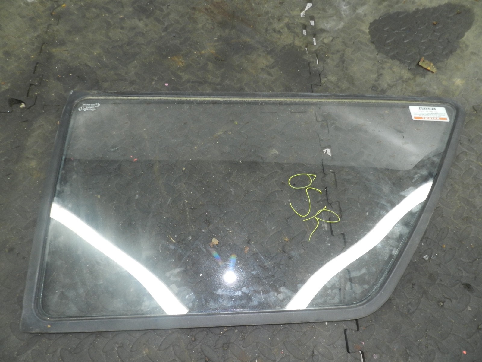 181. RENAULT 5 R5 NOT RS TURBO. DRIVER SIDE REAR QUARTER WINDOW GLASS