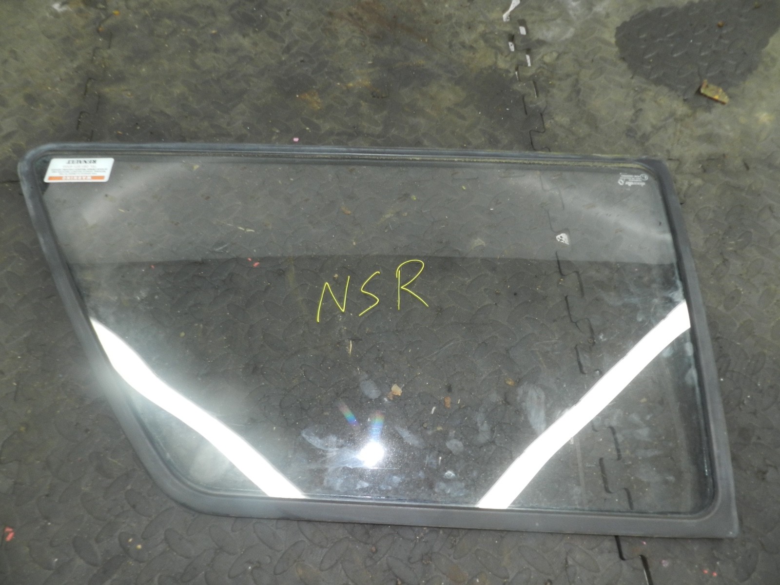 181. RENAULT 5 R5 NOT RS TURBO. PASSENGER SIDE REAR QUARTER WINDOW GLASS