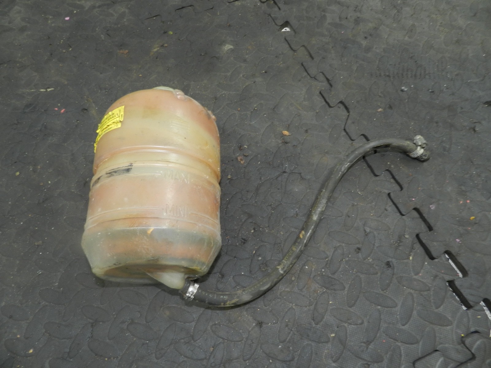 181. RENAULT 5 R5 NOT RS TURBO. COOLANT BOTTLE TANK RESERVOIR