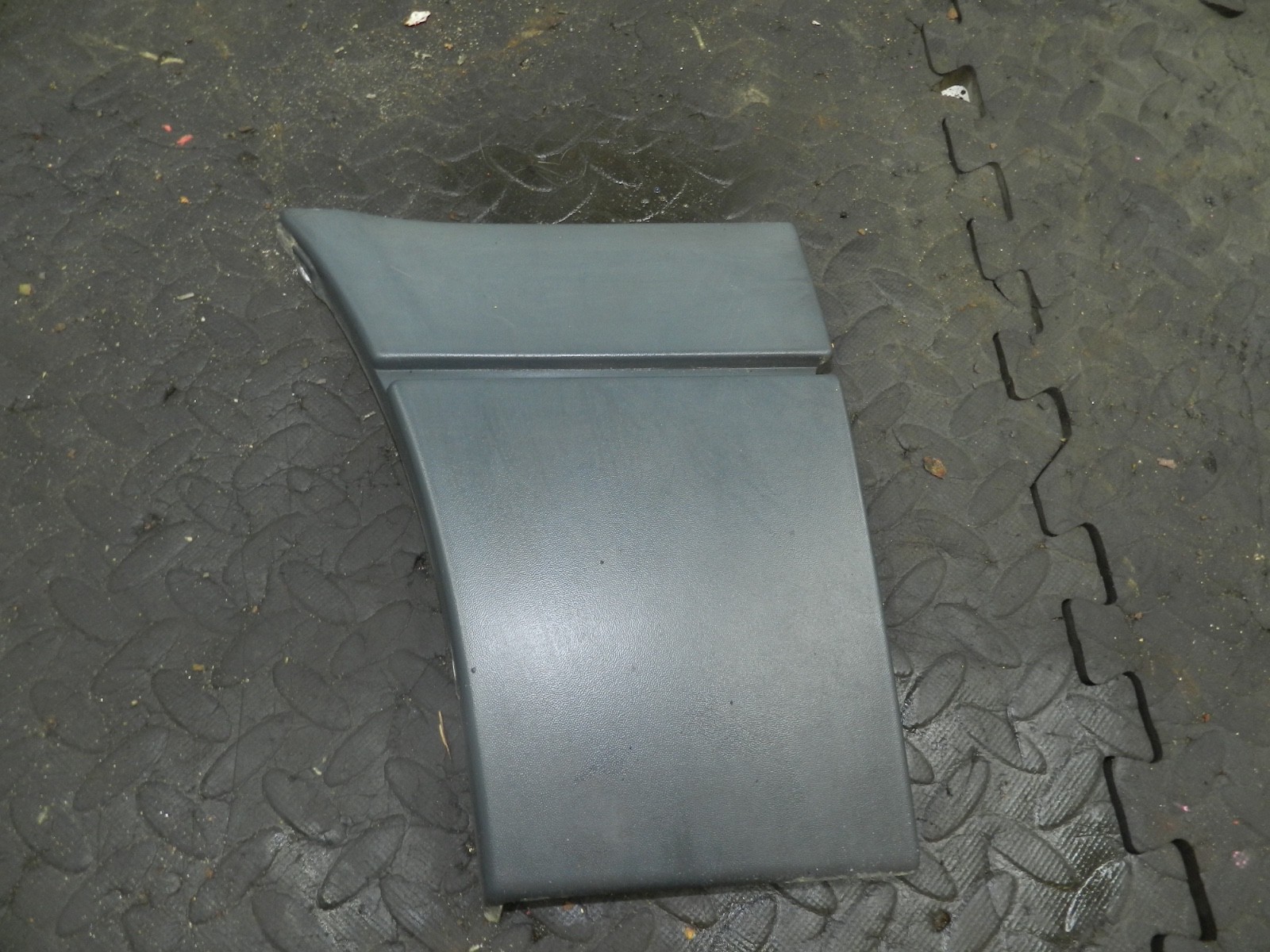 181. RENAULT 5 R5 NOT RS TURBO. PASSENGER SIDE FRONT WING PANEL TRIM