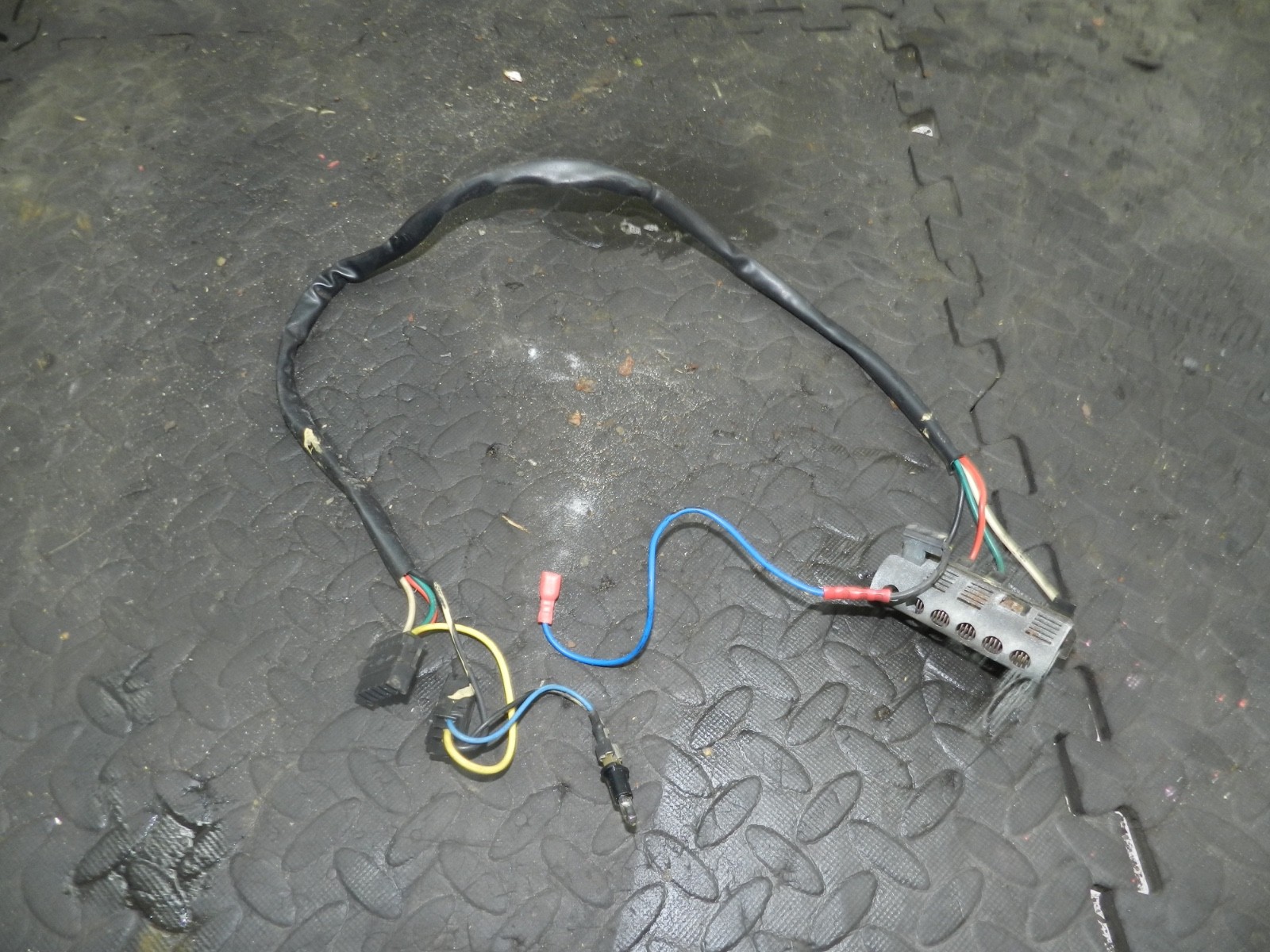 181. RENAULT 5 R5 NOT RS TURBO. HEATER RESISTOR AND WIRING LOOM
