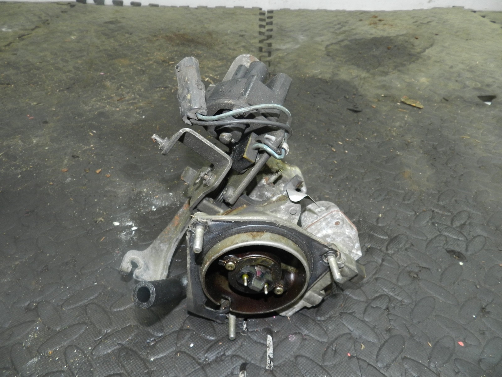 181. RENAULT 5 R5 NOT RS TURBO. CARBURETTOR THROTTLE BODY VALVE 7700732104