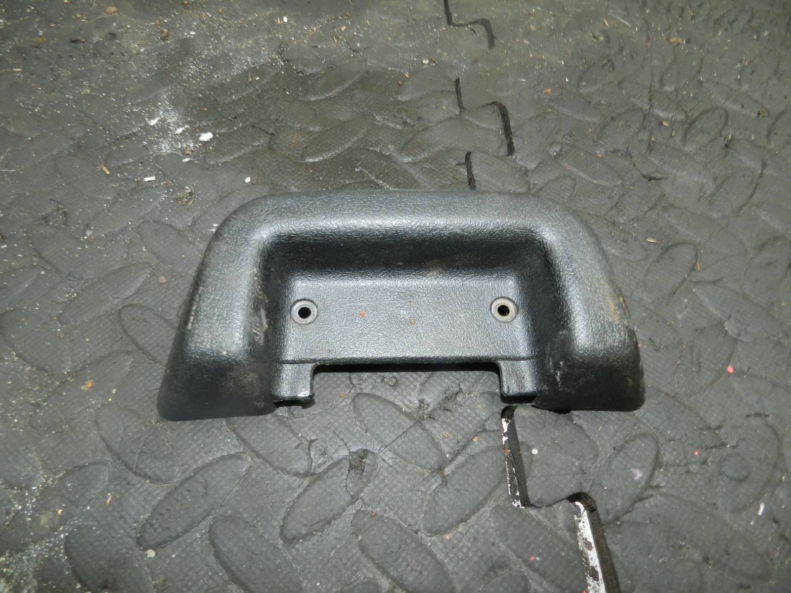 181. RENAULT 5 R5 NOT RS TURBO. SUNROOF HANDLE TRIM - Image 2